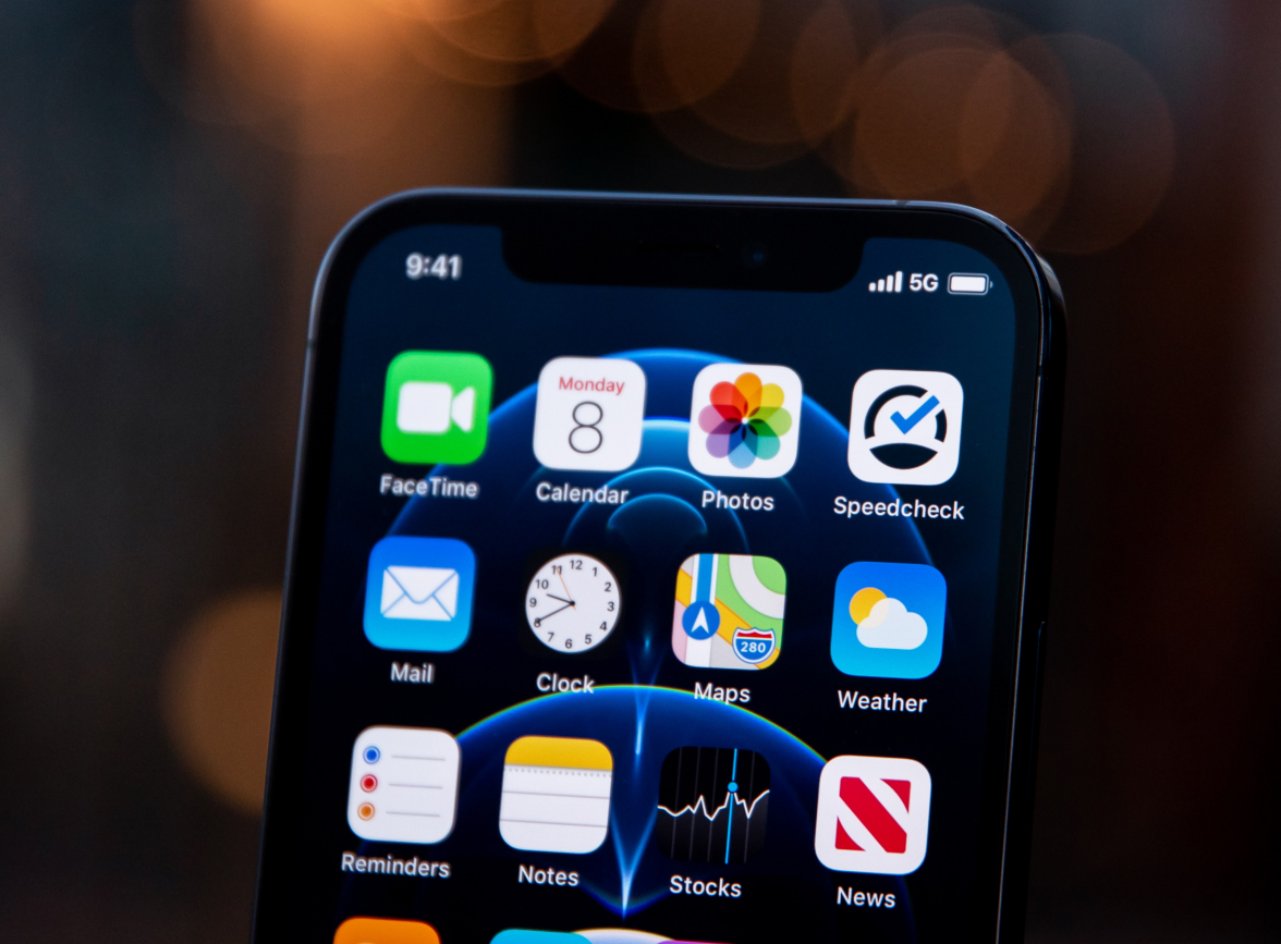 顺义苹果手机维修分享为什么 iPhone 12 在冬季会自动关机 